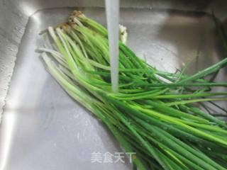 香葱肉馅饺子的做法步骤：2