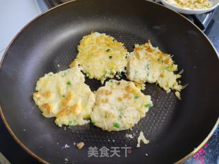 萝卜丝豆渣鸡蛋饼的做法步骤：7