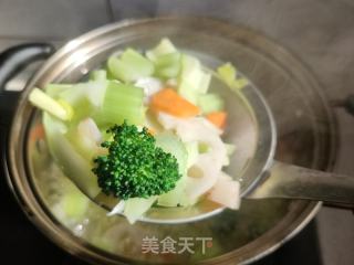 香芹胡萝卜拌藕片的做法步骤：1