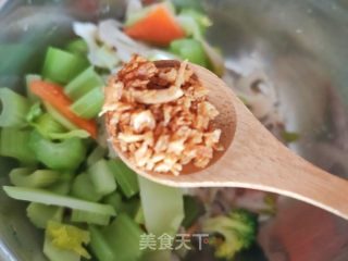 香芹胡萝卜拌藕片的做法步骤：5