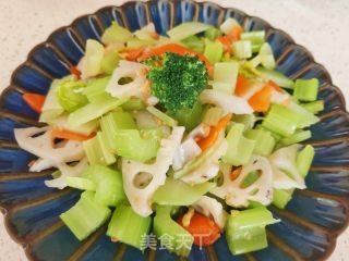 香芹胡萝卜拌藕片的做法步骤：10
