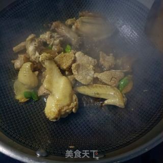 白菜粉条炖鸡的做法步骤：8