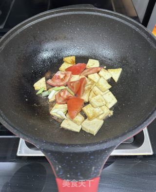 豆腐西红柿炒菠菜的做法步骤：6