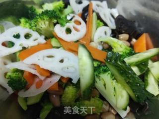 凉拌素什锦的做法步骤：7