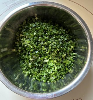 传统韭菜盒子的做法步骤：9