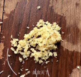 传统韭菜盒子的做法步骤：11