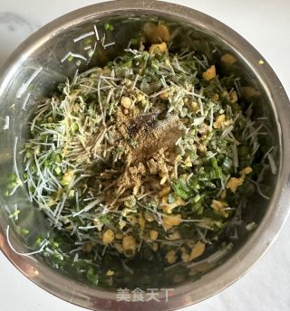 传统韭菜盒子的做法步骤：12