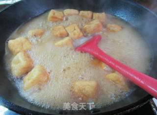 油豆腐烧鸡爪的做法步骤：9