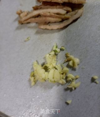 小鸡枞香覃拌佛手瓜的做法步骤：6