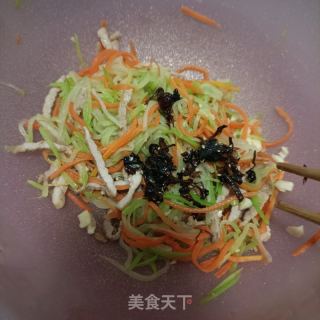 小鸡枞香覃拌佛手瓜的做法步骤：9