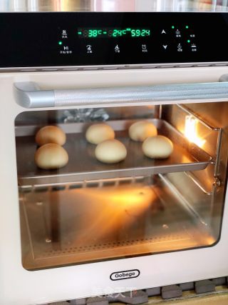 蔓越莓奶酪软欧面包的做法步骤：7