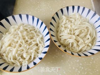 土豆牛肉面的做法步骤：7
