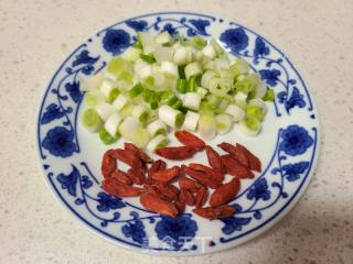 猴头菇鸡汤的做法步骤：7
