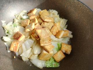 白菜烧豆腐的做法步骤：6