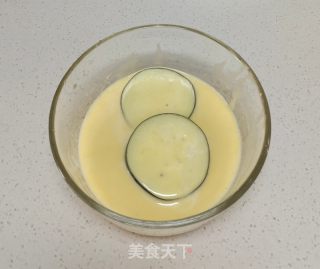 炸茄盒的做法步骤：5