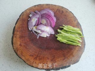 爆炒羊头肉的做法步骤：3