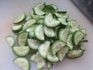 鸡蛋白拌水果小青瓜的做法步骤：3