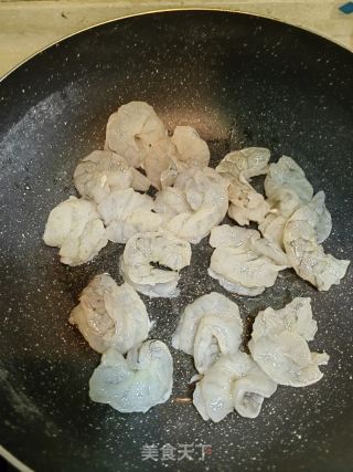 彩蔬虾仁的做法步骤：5