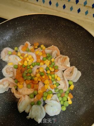 彩蔬虾仁的做法步骤：7