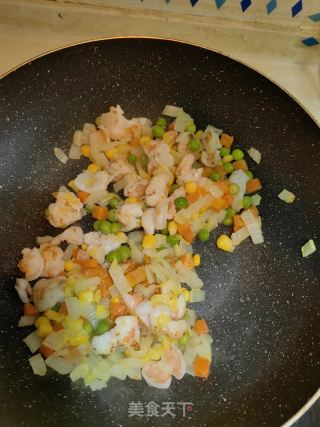 虾丁烩彩蔬的做法步骤：7