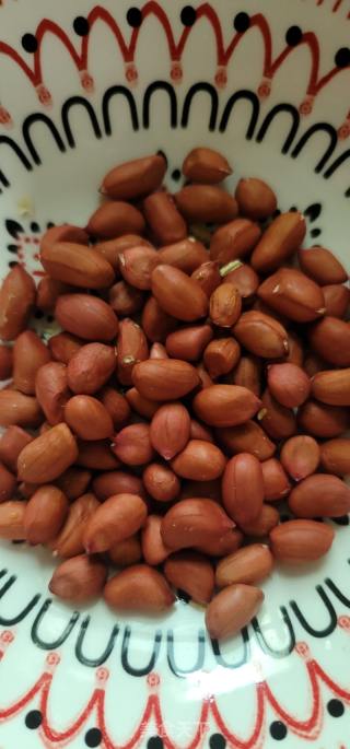 南乳花生猪蹄的做法步骤：2