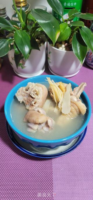 猪蹄老鸡煲海狗翅汤的做法步骤：7
