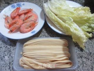 虾干大白菜千张条煲的做法步骤：1