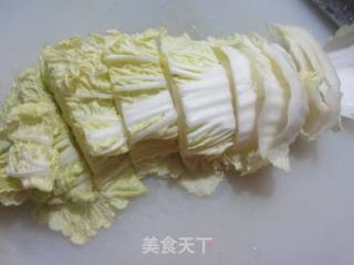 虾干大白菜千张条煲的做法步骤：2