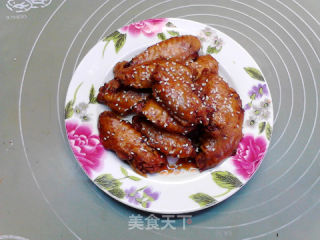 电饭煲版酱鸡翅中的做法步骤：11
