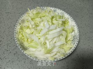 炒大白菜粉条肉丝的做法步骤：2