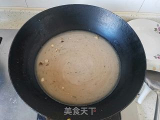 黑胡椒酸辣汤的做法步骤：2
