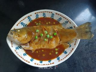 糖醋鲈鱼的做法步骤：12