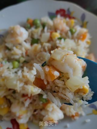 虾仁彩蔬炒饭的做法步骤：11