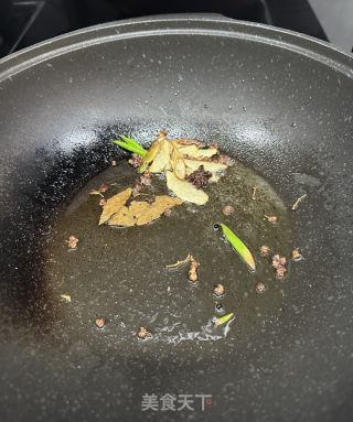 白菜肉馅饺子的做法步骤：8