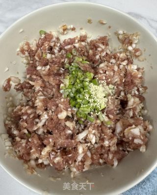 白菜肉馅饺子的做法步骤：10
