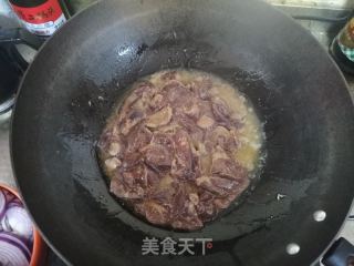 洋葱炒猪肝的做法步骤：4