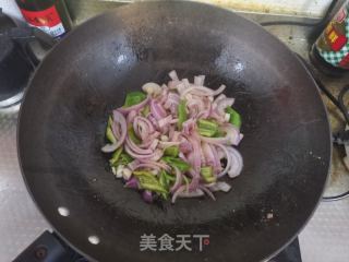 洋葱炒猪肝的做法步骤：5