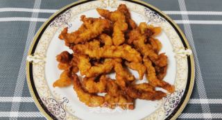煳辣糖醋小酥肉的做法步骤：1