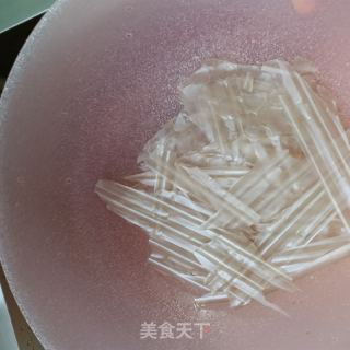 土豆粉皮炖公鸡的做法步骤：12
