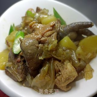 土豆粉皮炖公鸡的做法步骤：17