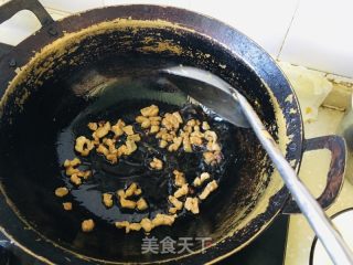 羊油滋啦炒小白菜的做法步骤：3