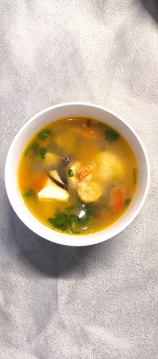 虾仁豆腐汤的做法步骤：7