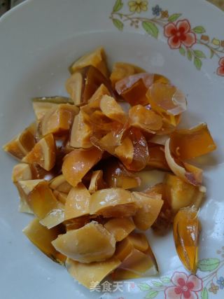 青椒炒皮蛋的做法步骤：3