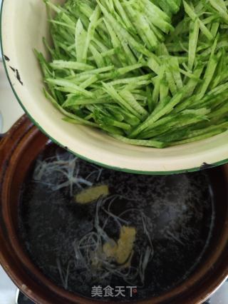 青萝卜豆腐肉末汤的做法步骤：5