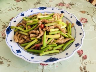 过油肉炒蒜苔的做法步骤：6