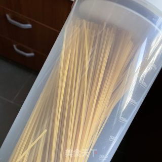 番茄肉酱意面的做法步骤：1