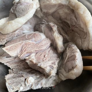 清炖萝卜羊肉汤的做法步骤：2