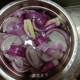 洋葱土豆炒驴肉的做法步骤：5