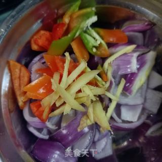 洋葱土豆炒驴肉的做法步骤：7