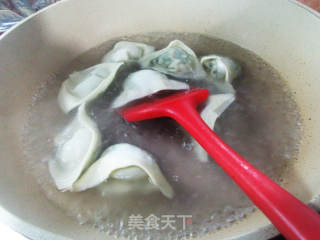 荠菜肉馅大馄饨的做法步骤：21